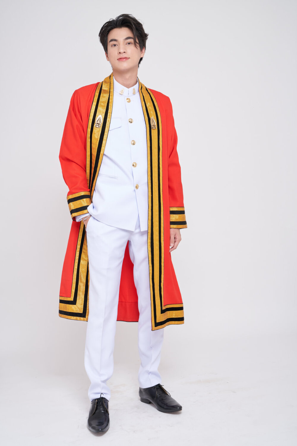 他泰让人一眼万年的外观:妞的鼻尖痣泡芙的笑眼文总的手