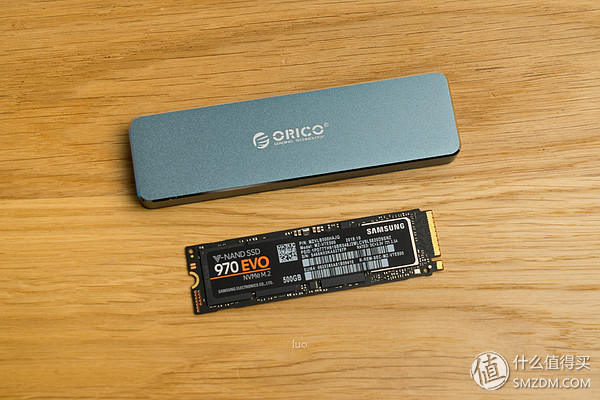 奥睿科M.2NVMe固态硬盘盒,移动固态硬盘盒评测奥睿科