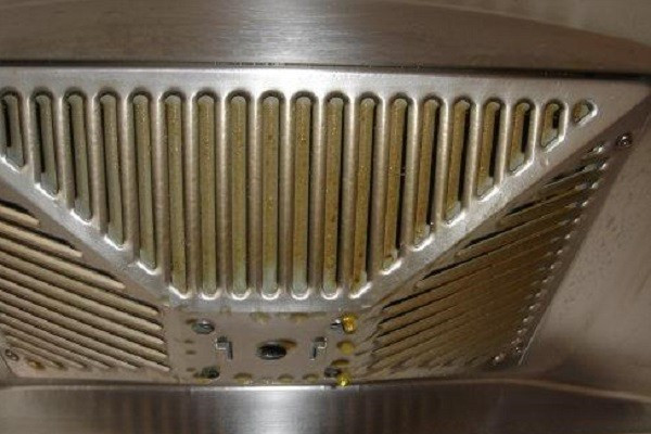 油烟机油盒清理小妙招看完不吃亏,油烟机油盒难清理