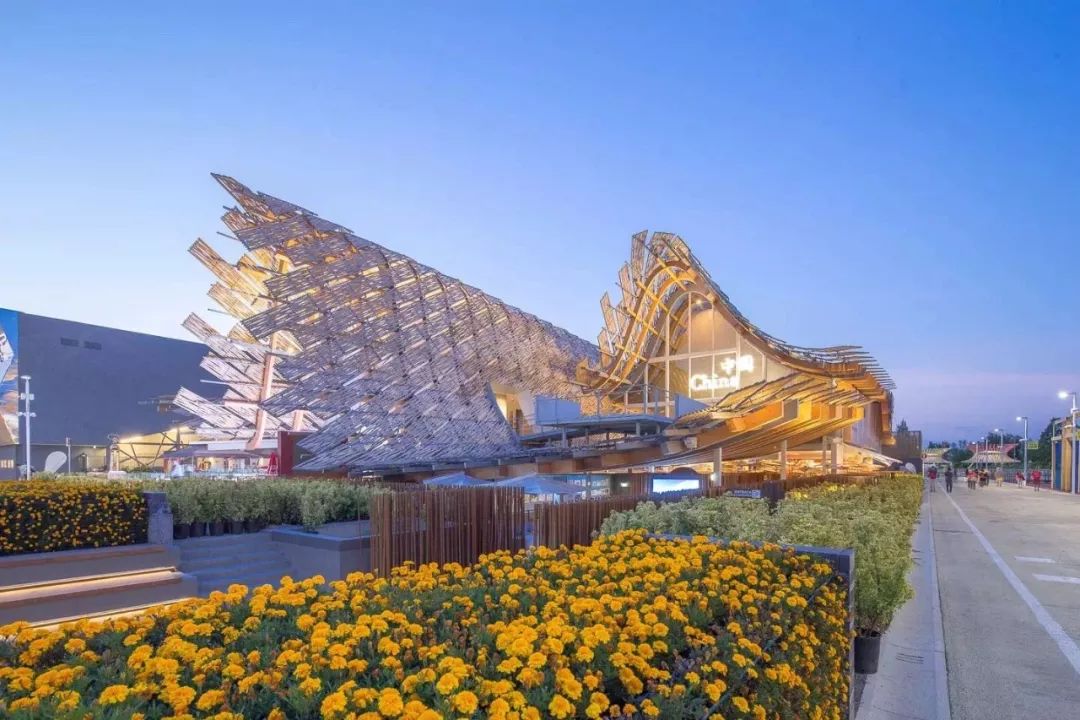 来了！2020迪拜世博会中国馆出炉！居然是一只「大红灯笼」......