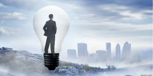 《攀登者》：为什么登山队就是血性勇气，现实更多则是愚蠢蛮干？