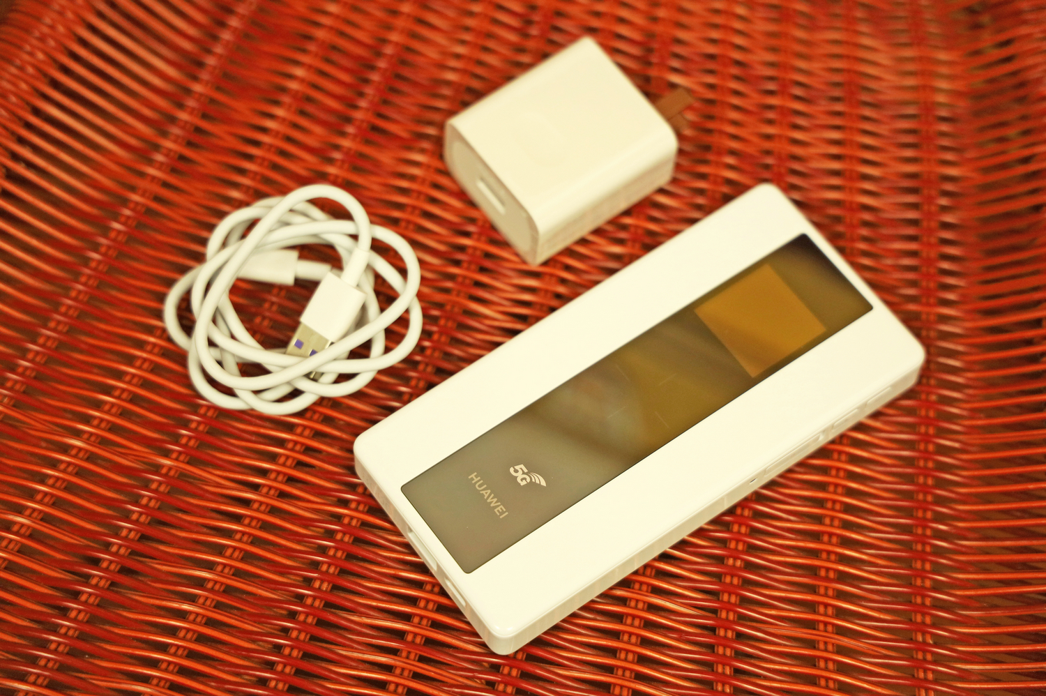 华为5g随身wifipro快速入门,华为5g随行wifipro详解