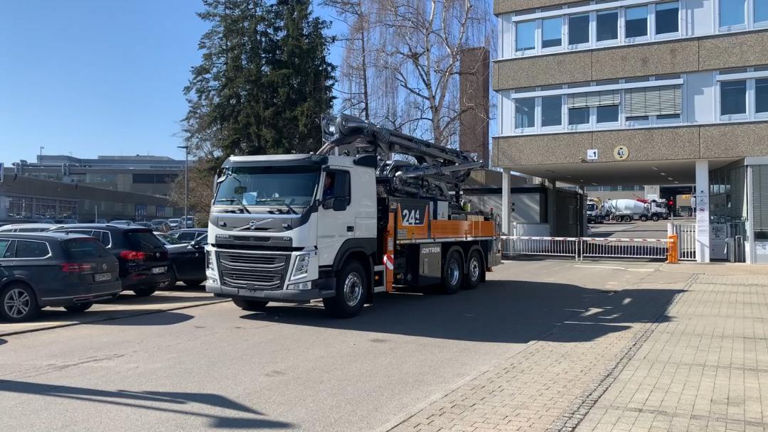 世界公认第一台泵车,全球首台五桥泵车