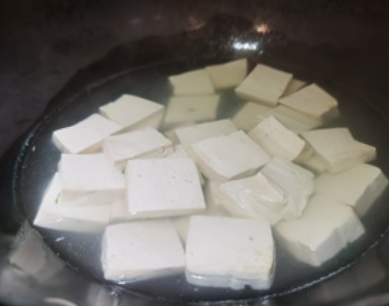 鱼头汤怎么做才能汤白,鱼头汤怎么做鱼汤鲜