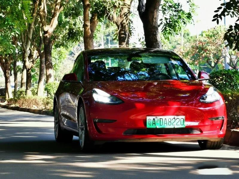 特斯拉到底值不值得买,特斯拉到底安全吗