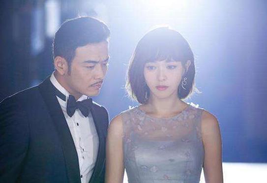 唐嫣童瑶给杨烁送东西,杨烁童瑶唐嫣上节目