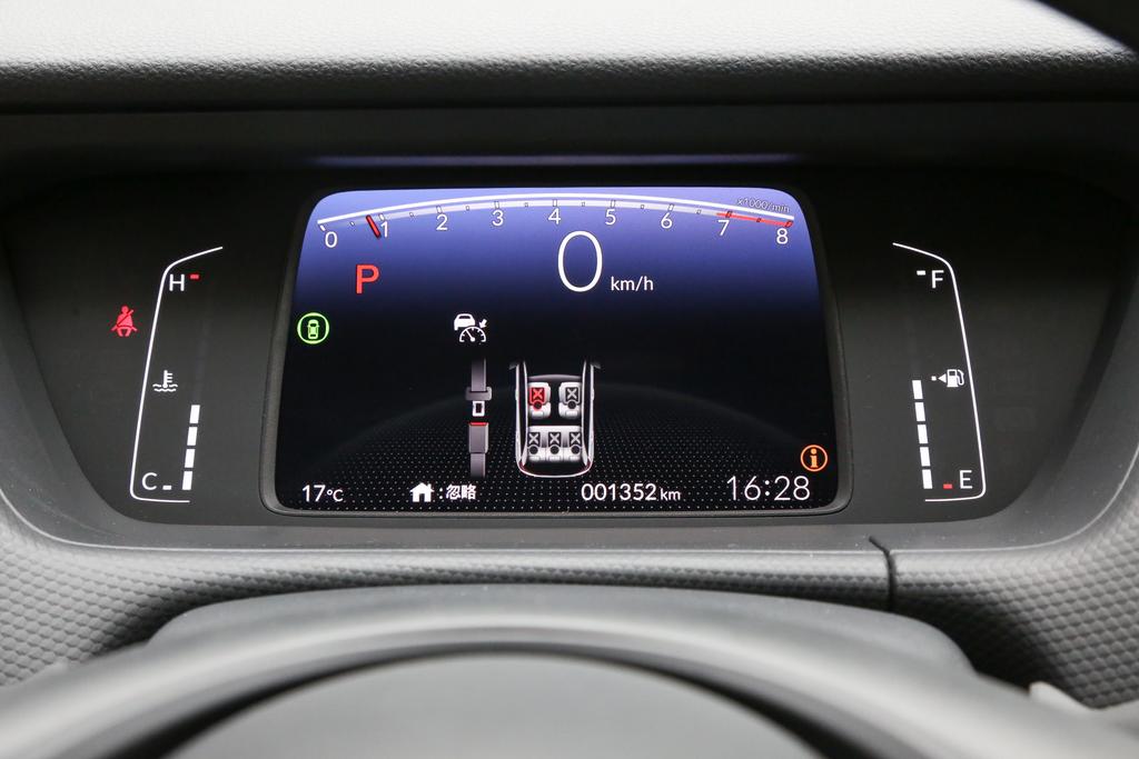 大号飞度油耗空间,飞度空间大动力强省油保值