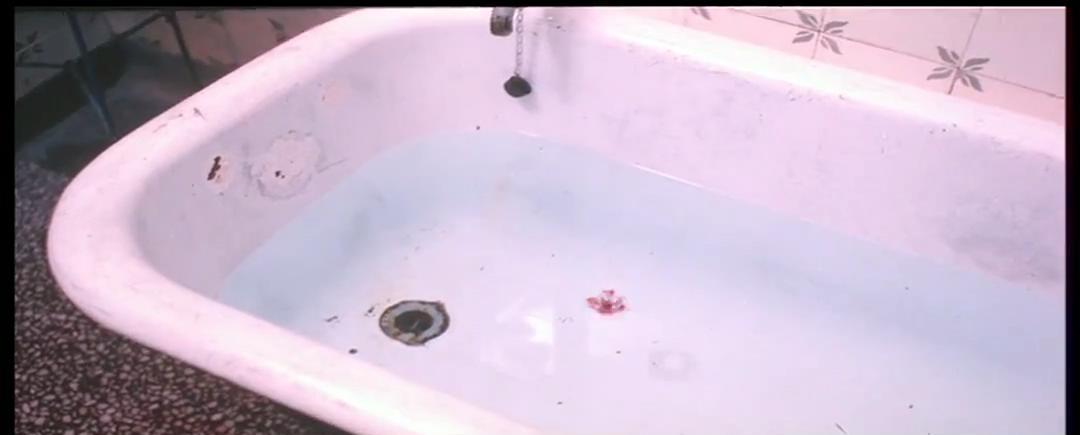 《力王》,《人蛇大战》你还记得那些“少儿不宜”的电影吗?