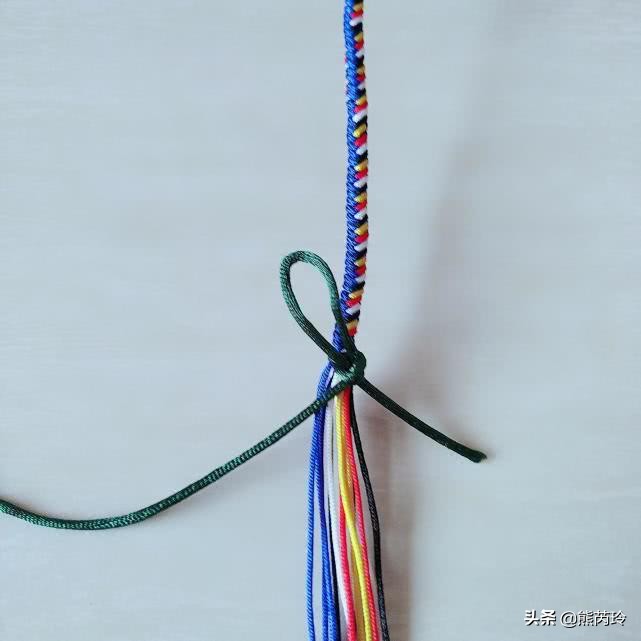 手绳手环编织教程,五彩绳手环编织