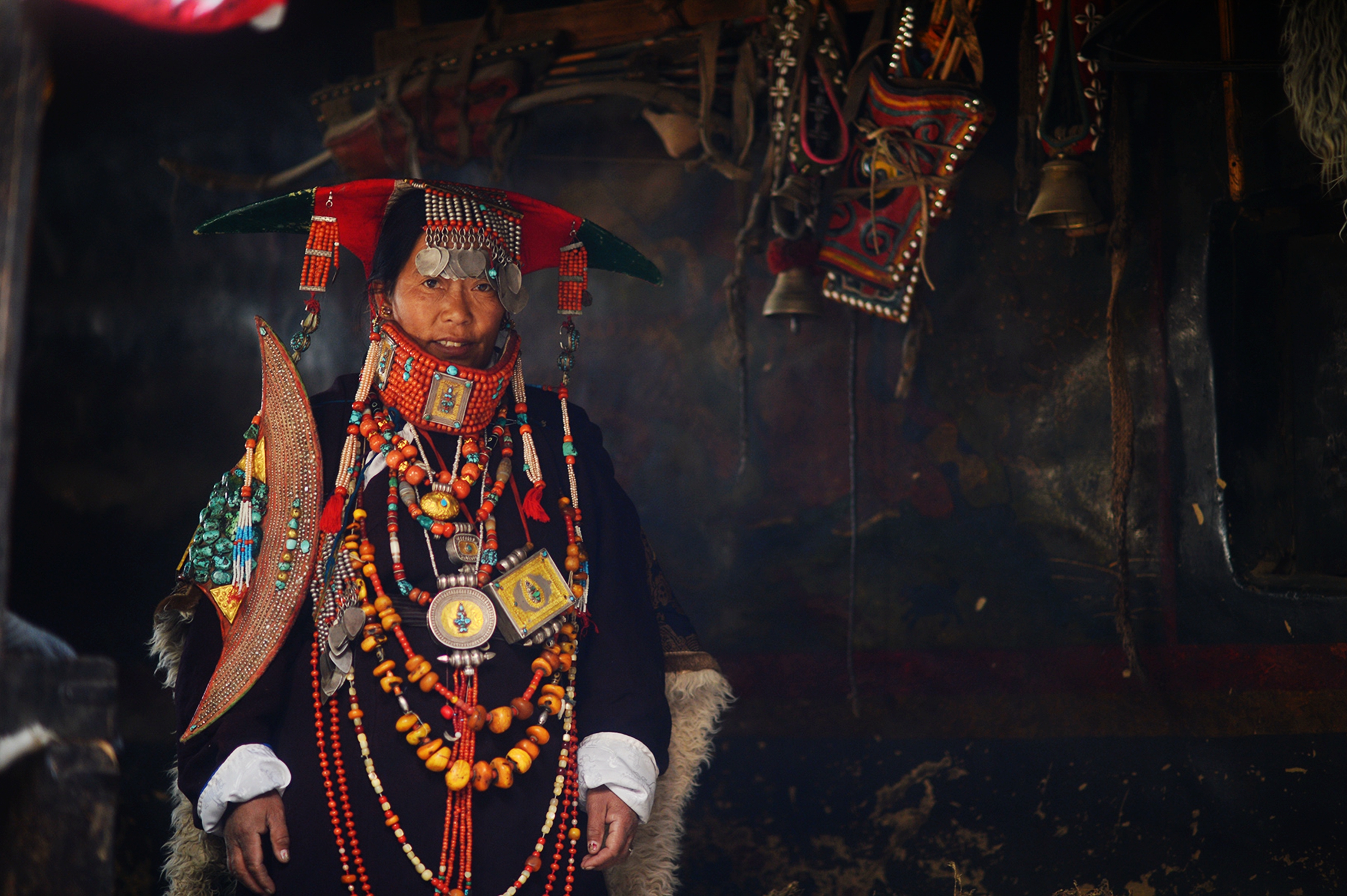 孔雀服饰的历史,孔雀服饰有哪些