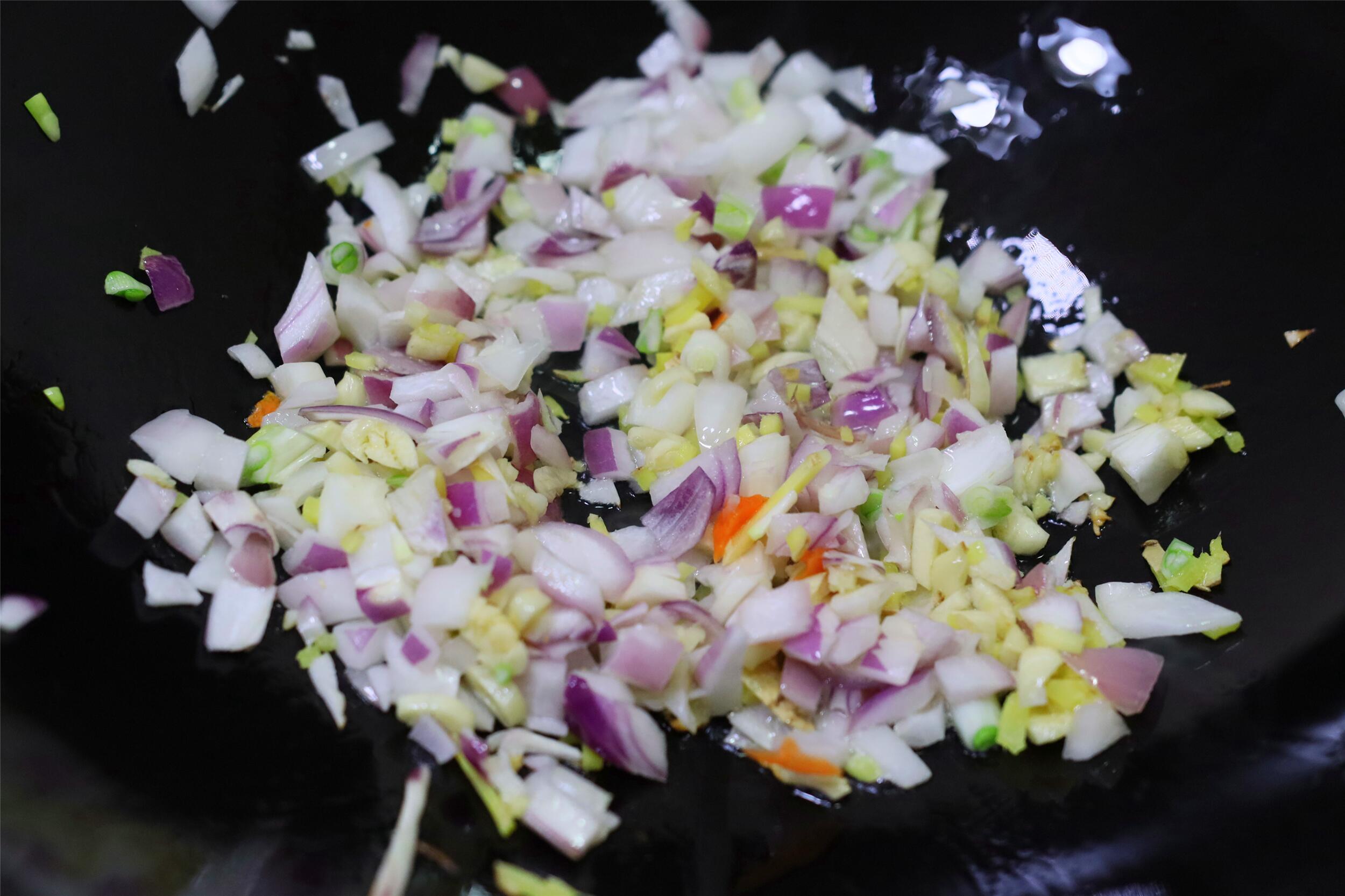 吃不了羊肉膻味是什么体质,用火锅底料做的烩羊肉