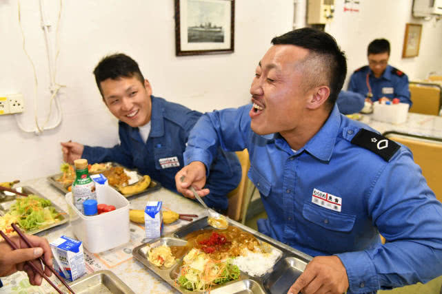日本军队美食,日本自卫队伙食韩国军队伙食