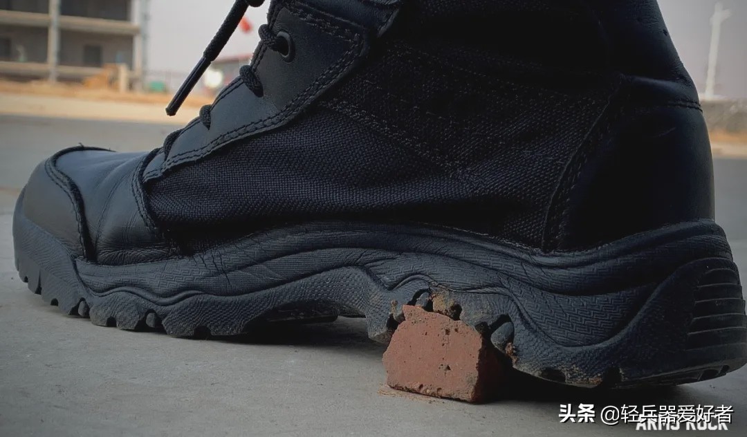 单只仅重364克！夏季战靴之选还得是“中国龙”系列呀