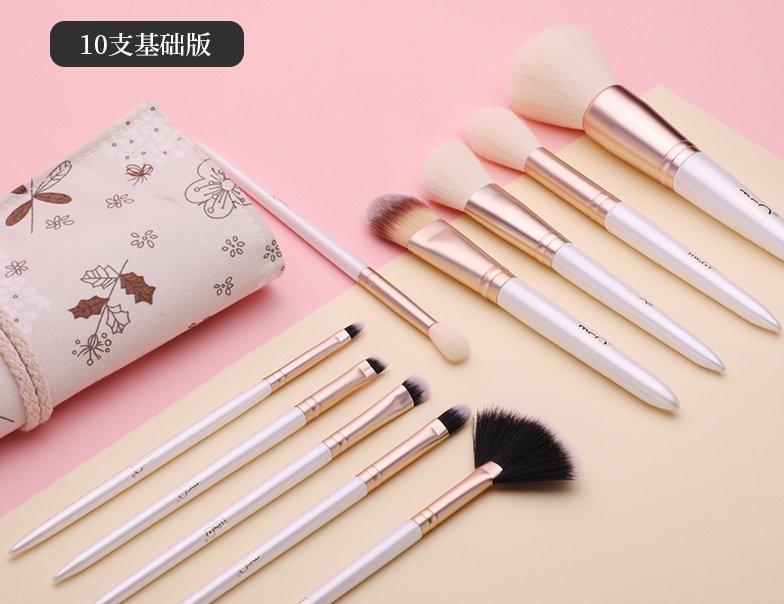 别再用手上妆了,这5套平价好用的化妆刷,送给精致的女孩们