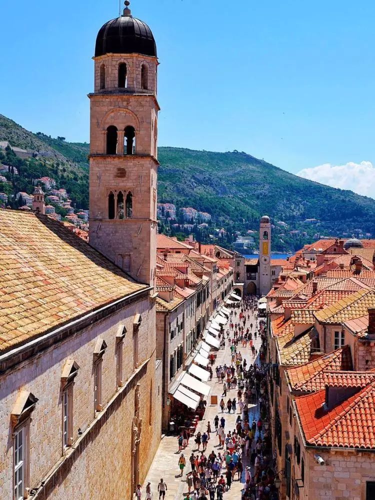 单集成本一亿仍稳赚不赔的史诗大剧,《权力的游戏》幕后的金钱事