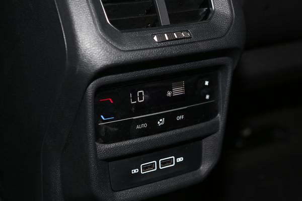 2022年25万左右中大型混动suv推荐,兼顾实惠与实用这款suv值得一看