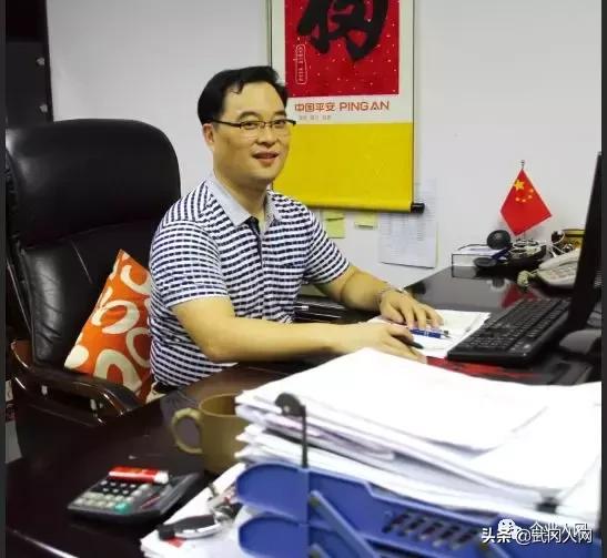 深圳市武冈商会理事,深圳盛达康五金塑胶有限公司董事长胡叶斌