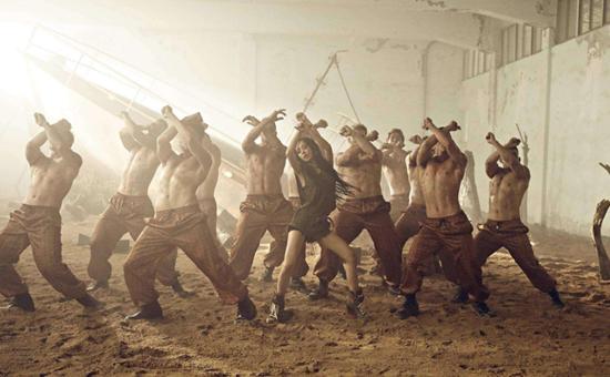 39宀佽敗渚濇灄杩戝喌,钄′緷鏋楁浘缁忎紶杩囩殑缁椈