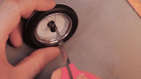 外国小哥3d打印机,外国小哥3d打印让世界有一丝温暖