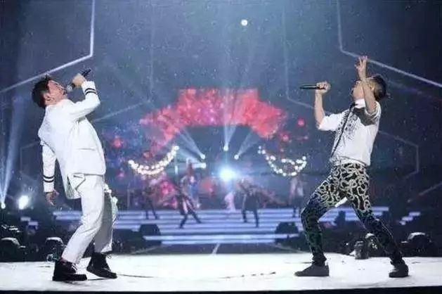 黄渤演技炸裂的三大时刻,解读黄渤的一出好戏