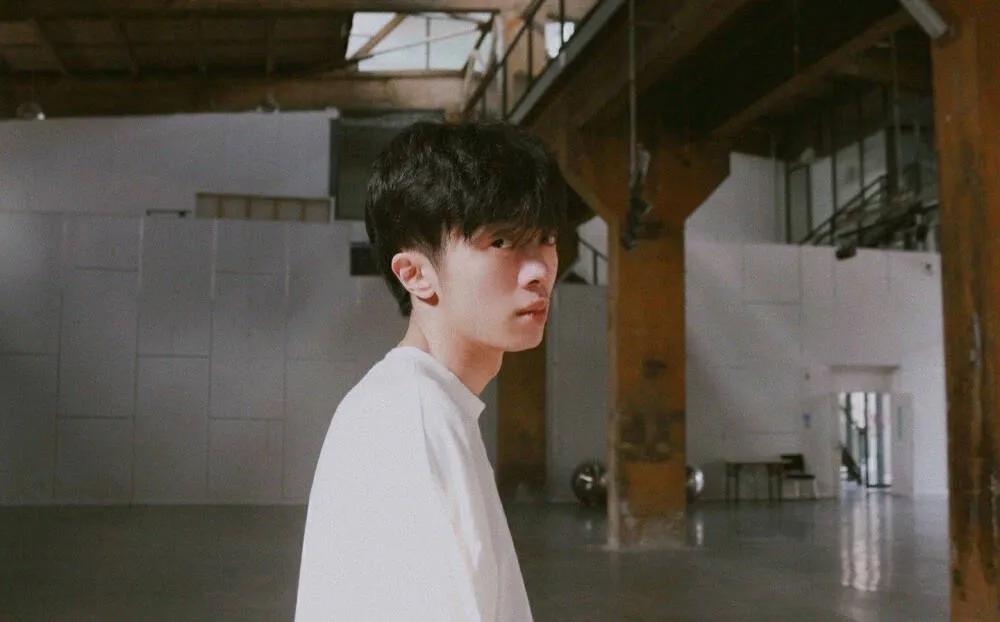 为什么说姜云升搞饭圈,评价姜云升粉丝diss姜云升