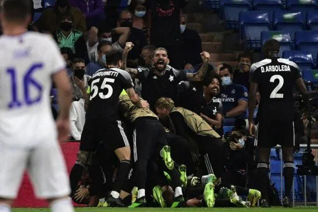 欧冠爆冷之夜完整视频,巴萨欧冠爆冷