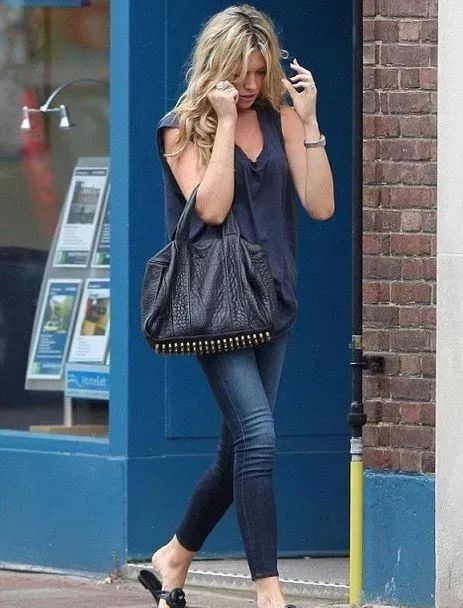 精致女孩一生必备的30个包包,精致女孩包包里必备好物