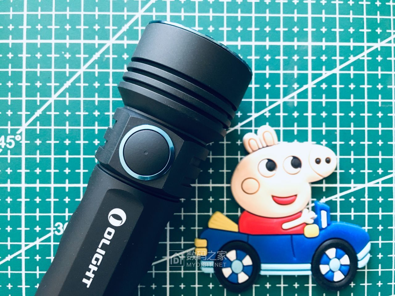 傲雷探索家2手电筒评测,傲雷强光手电筒测评