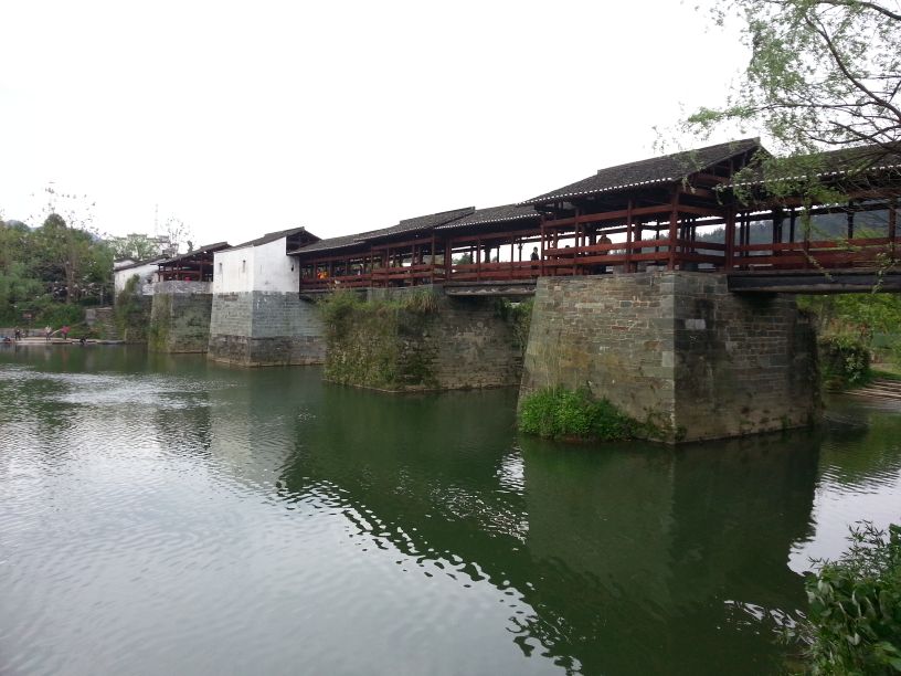 被誉为中国最美的古村落,徽州婺源风光