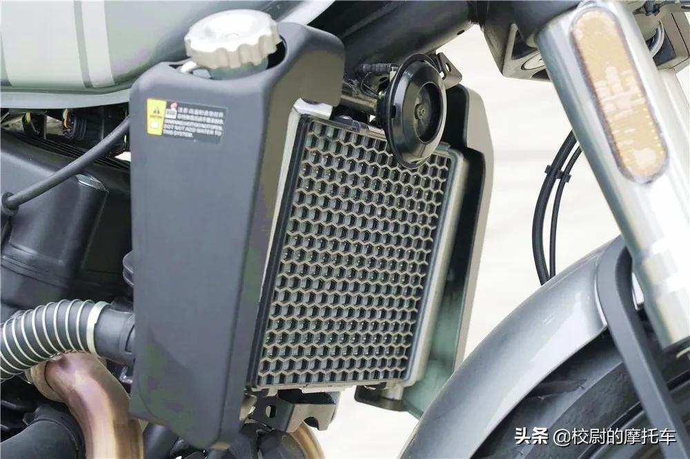 赛科龙re3英伦复古车,赛科龙复古re32020款