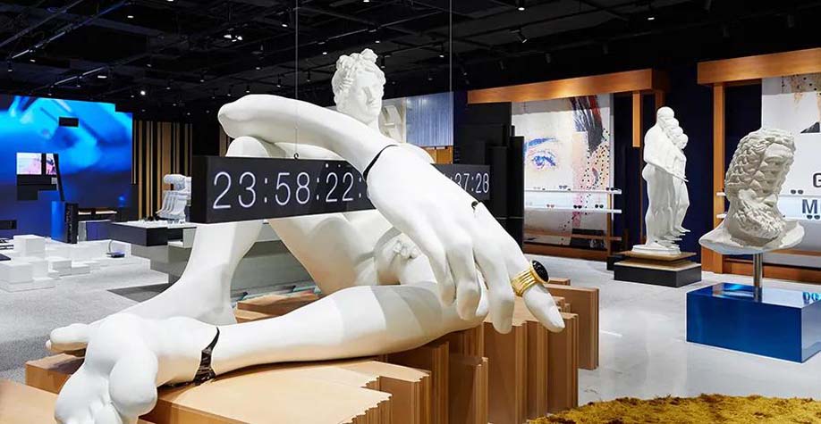 假模特服装陈列,服装展厅假模特陈列