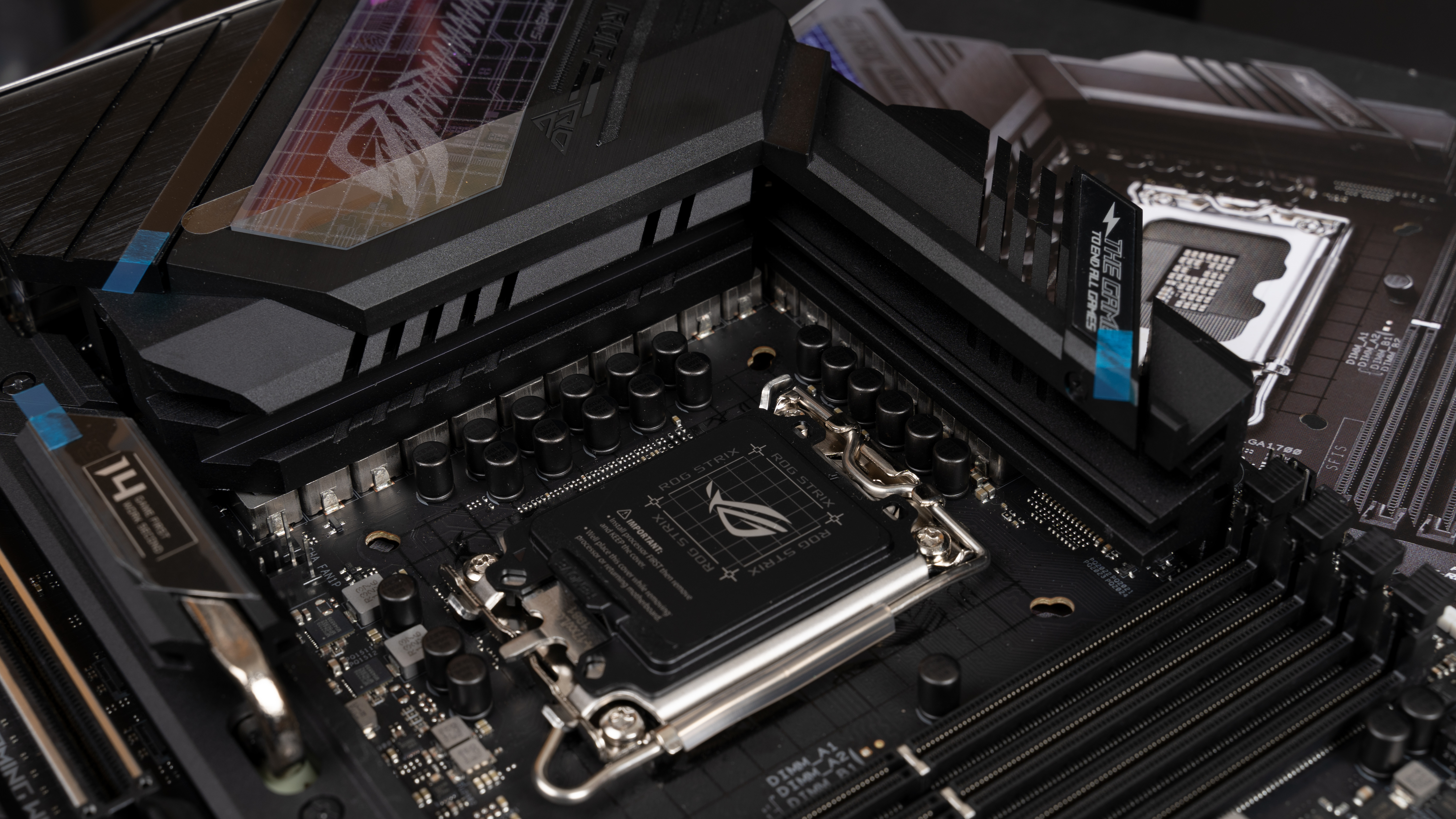 i9-12900K+ROGSTRIXZ690-E开箱测试，对比11900K提升巨大