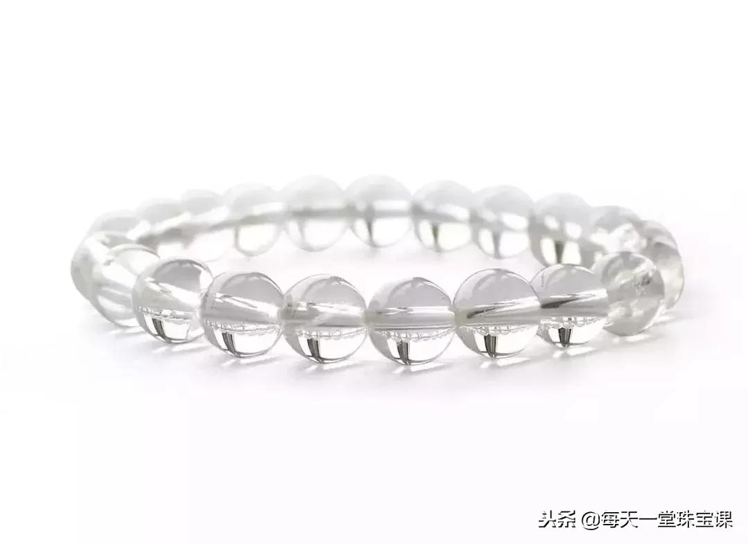 水晶和翡翠一起影响效果吗,水晶和玉石有辐射吗