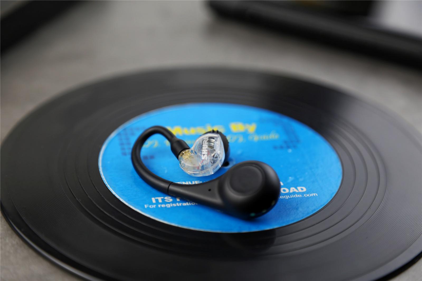 aonic215评测拆箱,aonic215评测