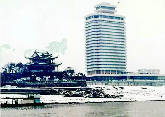 武汉最新顶级酒店入驻,武汉汉口豪华酒店推荐