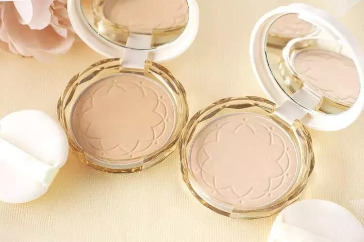 日本高中女生教你如何在10元店淘宝！10元当100元用的秘诀