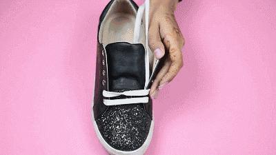 怎样让鞋子鞋带最好看,怎么样才能让鞋带系得更好看