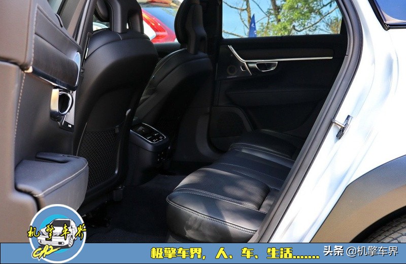 沃尔沃最新款36万入门都有啥配置,7座沃尔沃20-30万suv推荐