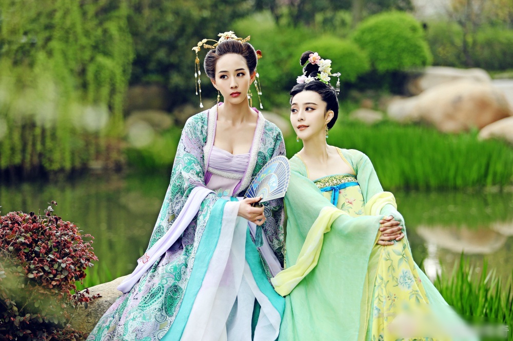 杨幂十大经典电视剧排行榜,杨幂收视率破二的电视剧有哪些