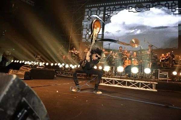 “曹县梗”出圈背后，这些小镇支撑起了全球乐器市场的中国制造