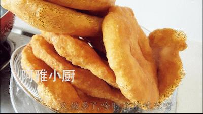 油饼怎样做吃着不油,油饼怎么做又软又香蓬松不醒面