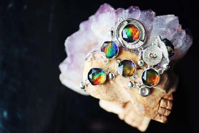 七夕节给女朋友送什么首饰好呢,七夕节礼物送什么首饰好