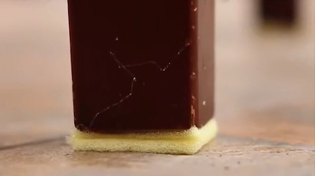 推拉桌椅刺耳噪音怎么处理,桌椅拖动噪音怎么消除