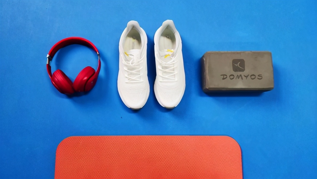 走路轻软跑步双弹颜值时尚，OneMix逍遥游休闲跑鞋实测