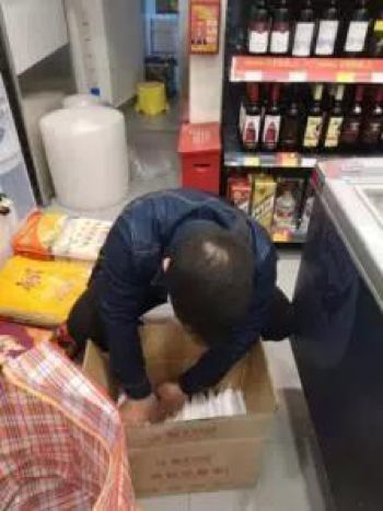 “代购”“厨子”“保洁”“学生”集齐一身,免税人全员出击