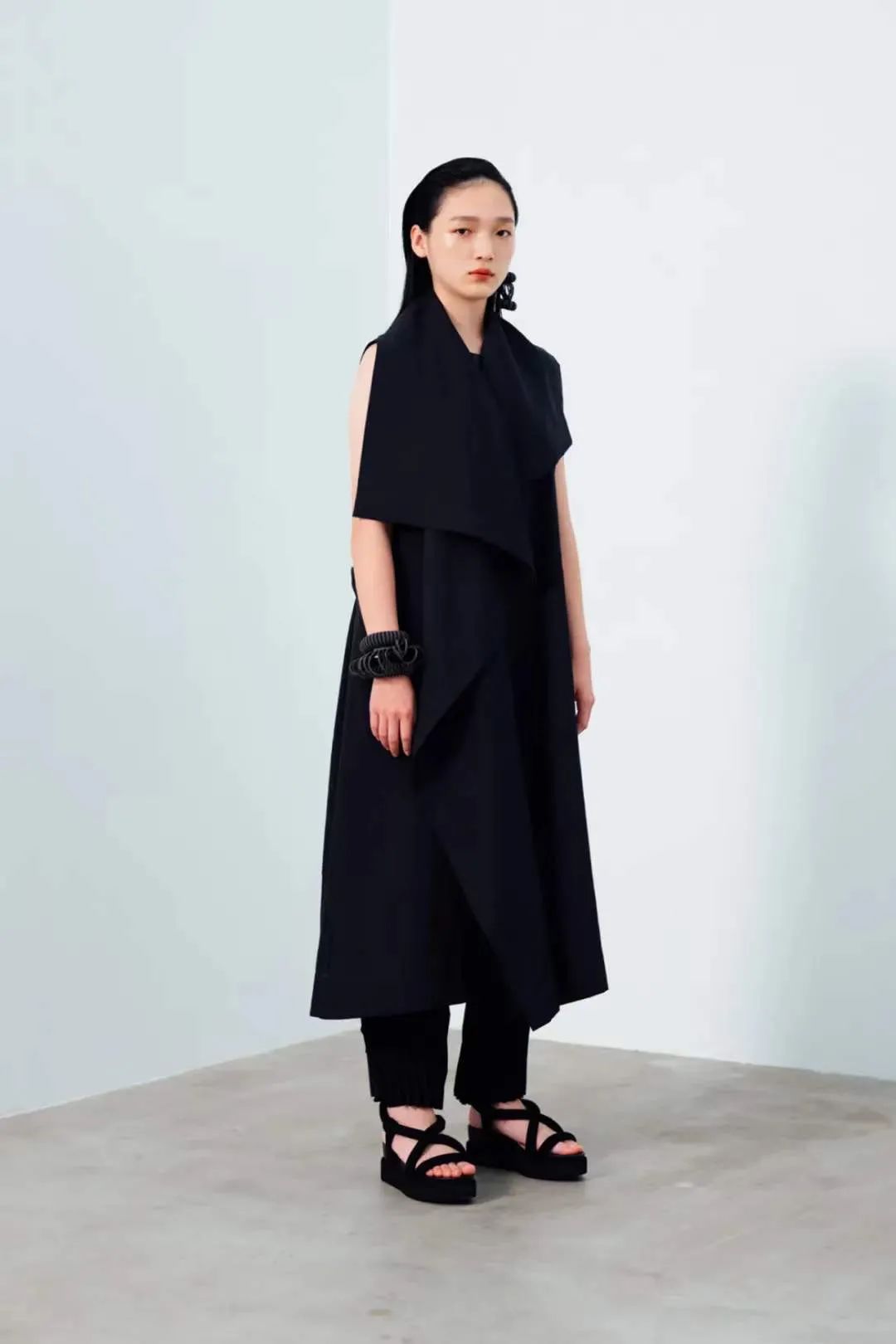 三宅一生——褶皱里的世界「北京新易设计坊」