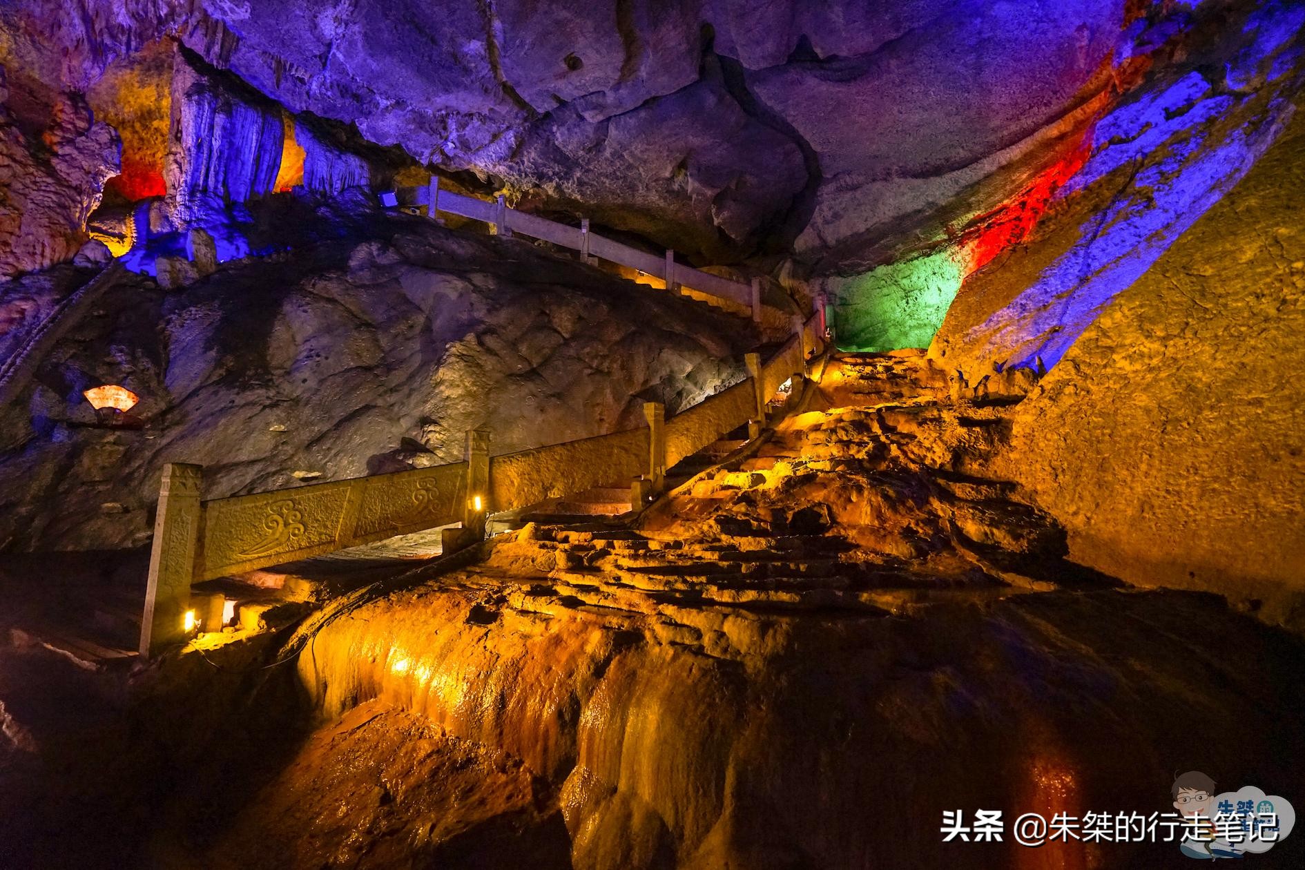 何必去看风景的句子,桂林三大溶洞免费