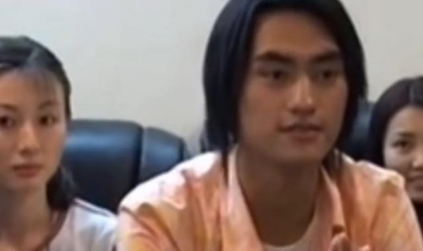 眼神清澈楚楚动人,眼神清澈国风美少年