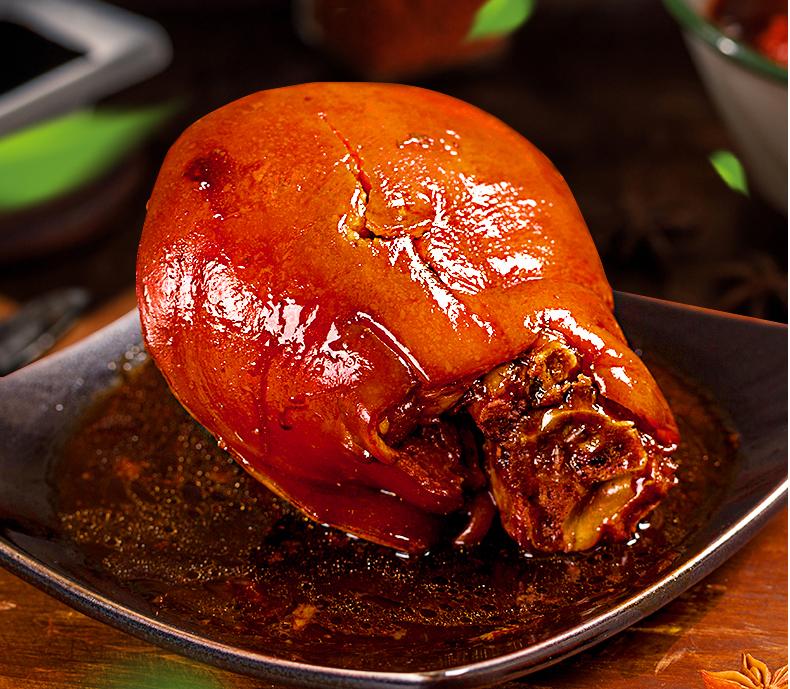 大姐教你正宗酱肘子的做法,酱肘子的最好吃的做法