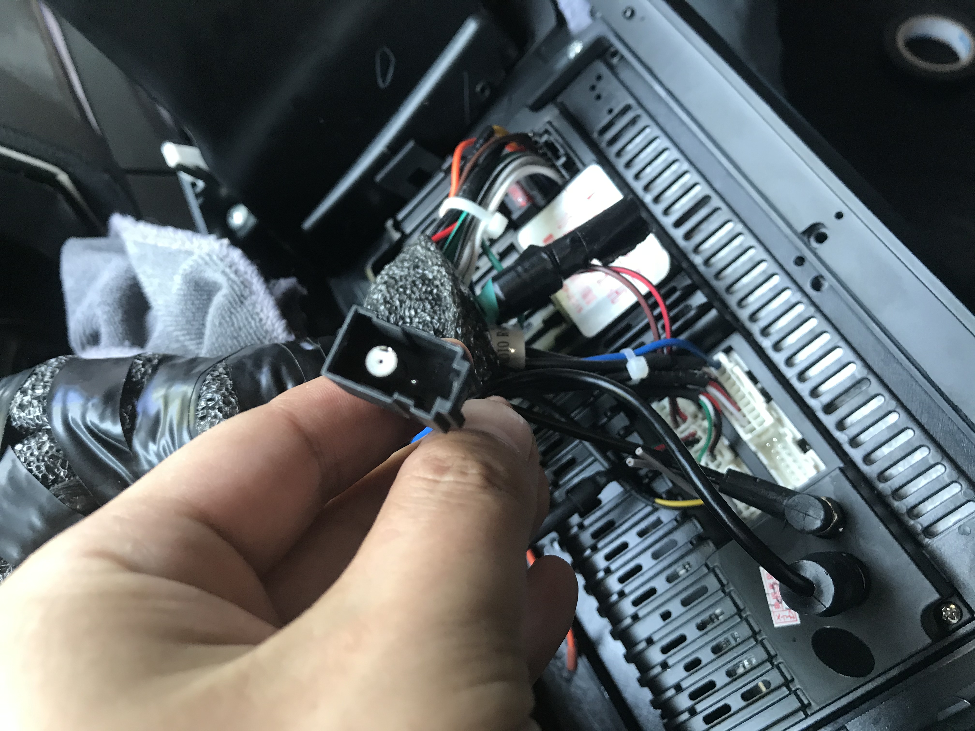 老款便携导航改装wifi,大屏导航收音机效果差如何改装